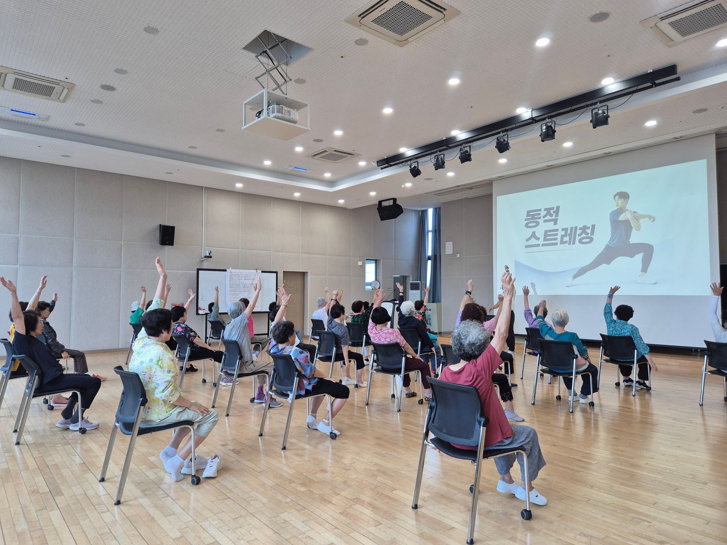 KakaoTalk_20260902_133821147_04.jpg