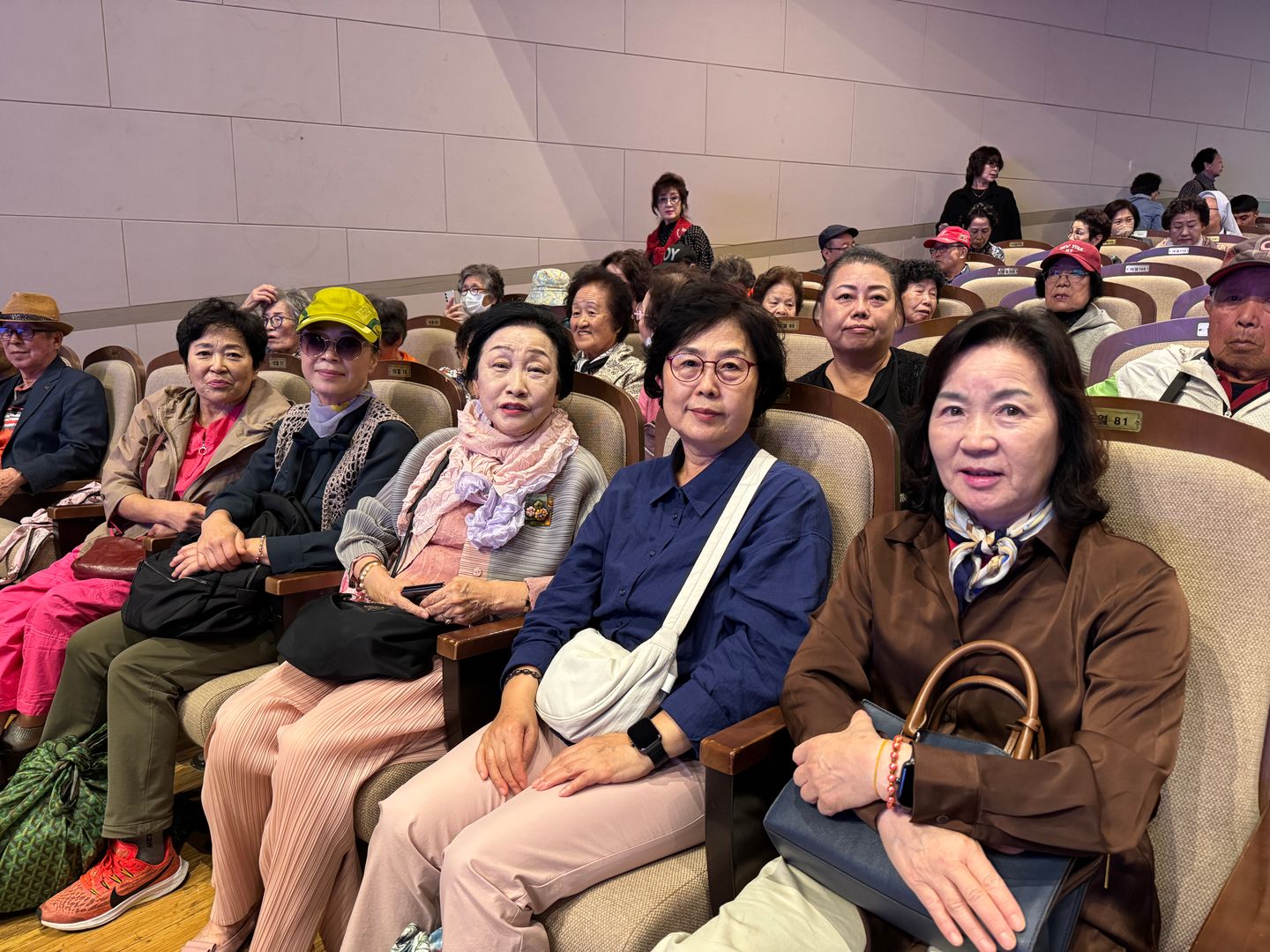 객석 사진2.jpg