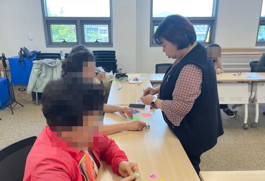 05.10(2)_모자이크.jpg