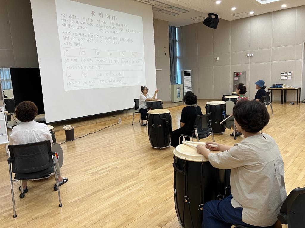 8.25. 난타합창1.jpg