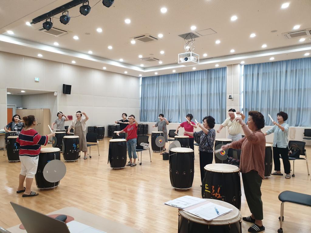 8.28. 난타합창2.jpg