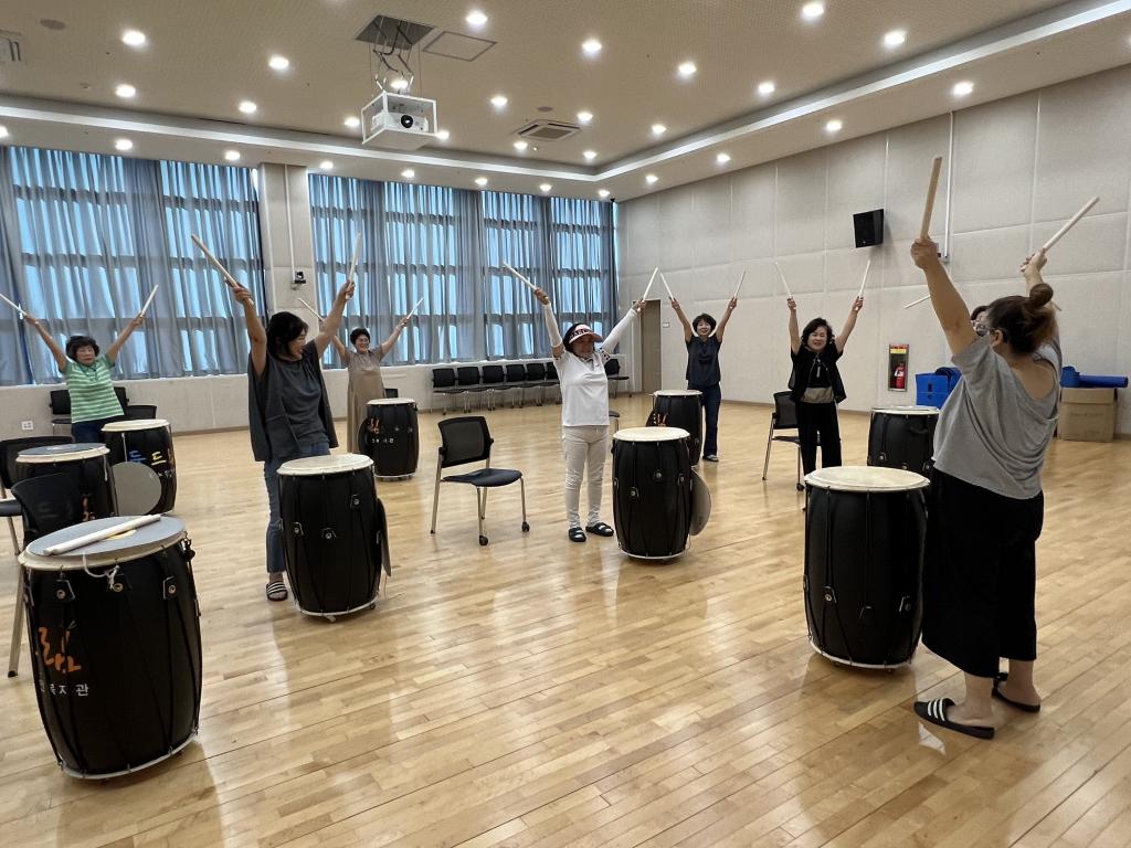 9. 8. 난타합창1.jpg