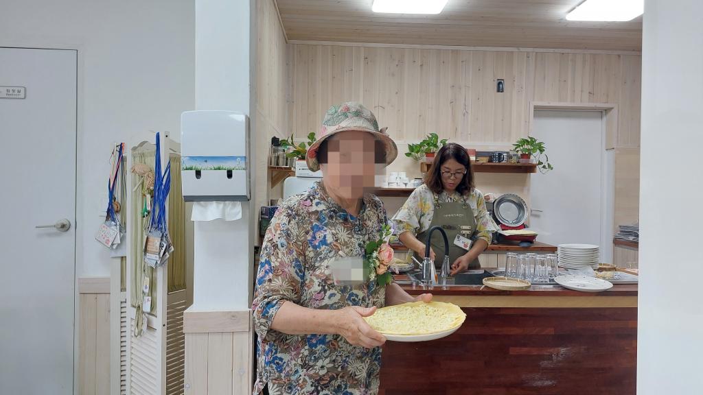 20240716_피자 1차굽기.jpg