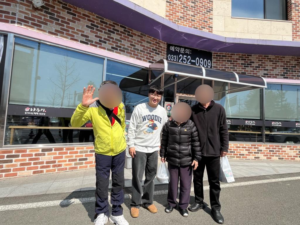 나능이 단체사진.jpg