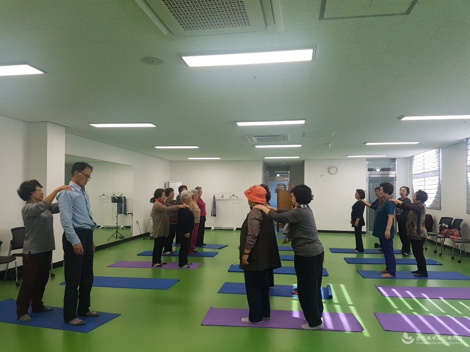 191016 치매예방체조 활동사진 (7).jpg