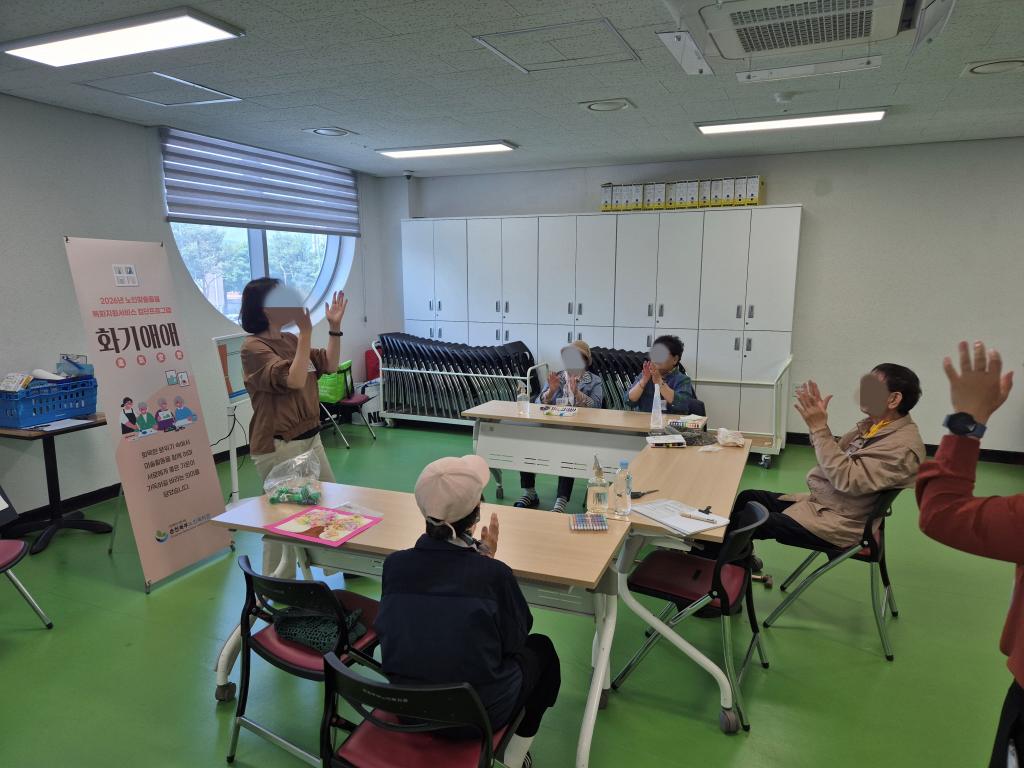 KakaoTalk_20260512_130758365_05.jpg