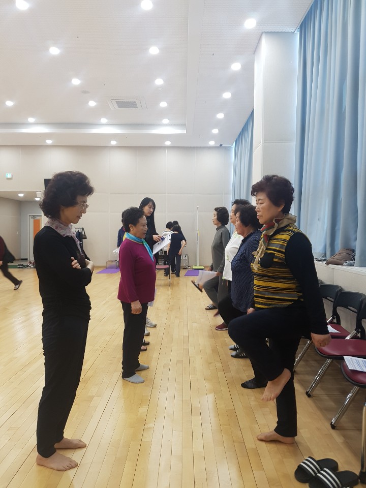 190404 활동사진.jpg