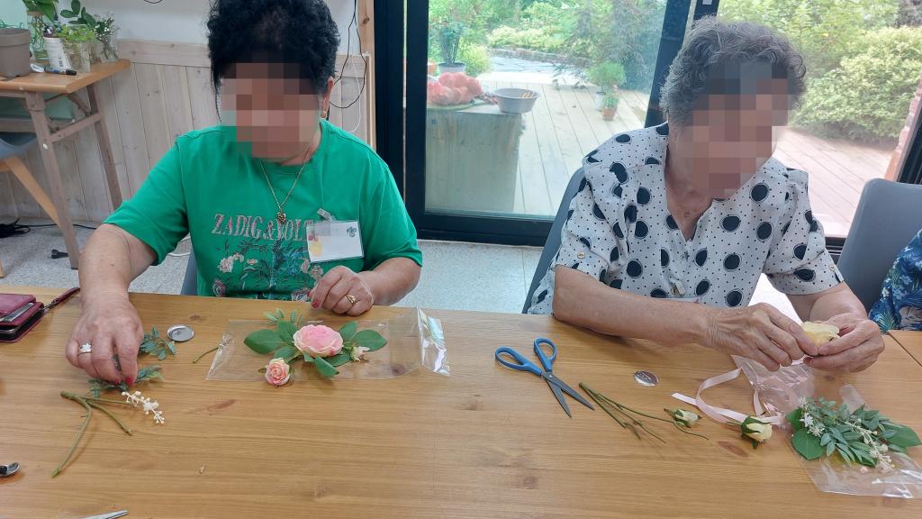 20240703_A집단 코사지 디자인.jpg