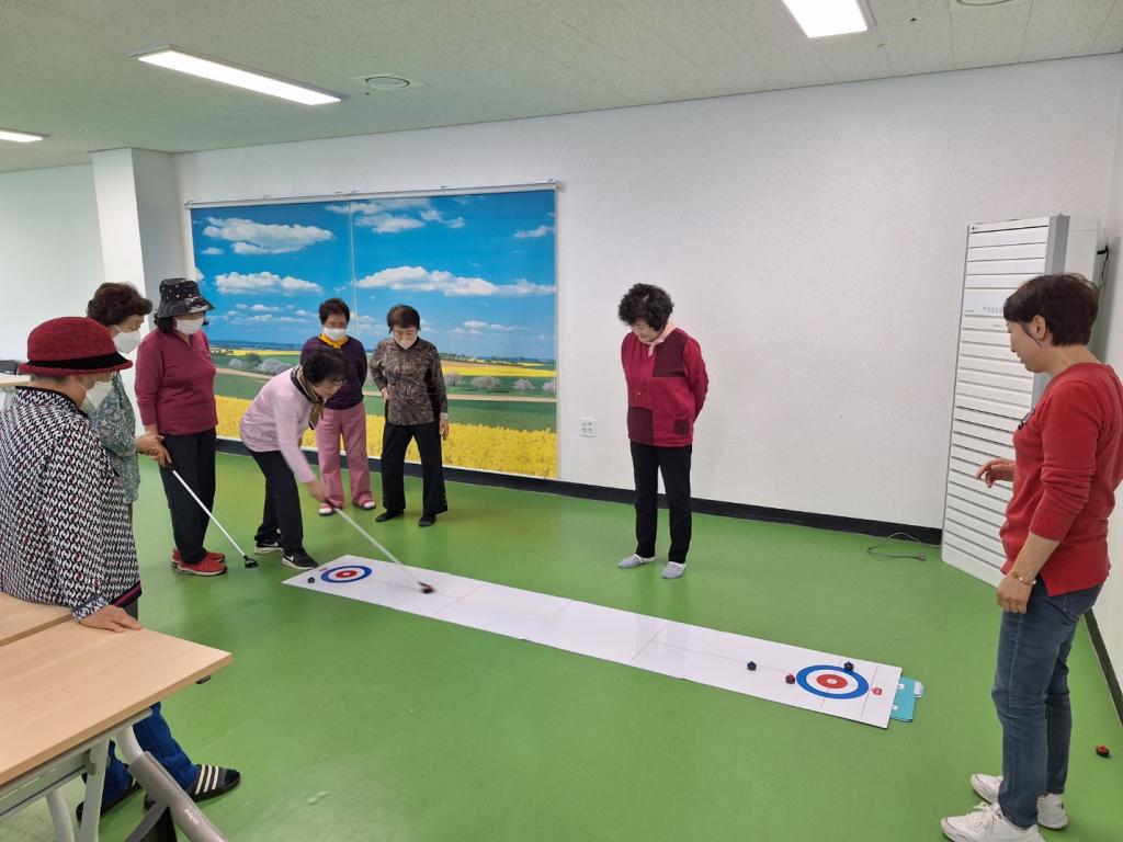 요터치테이블.jpg