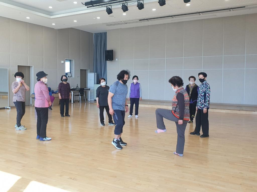 221018 운동지도 (2).jpg