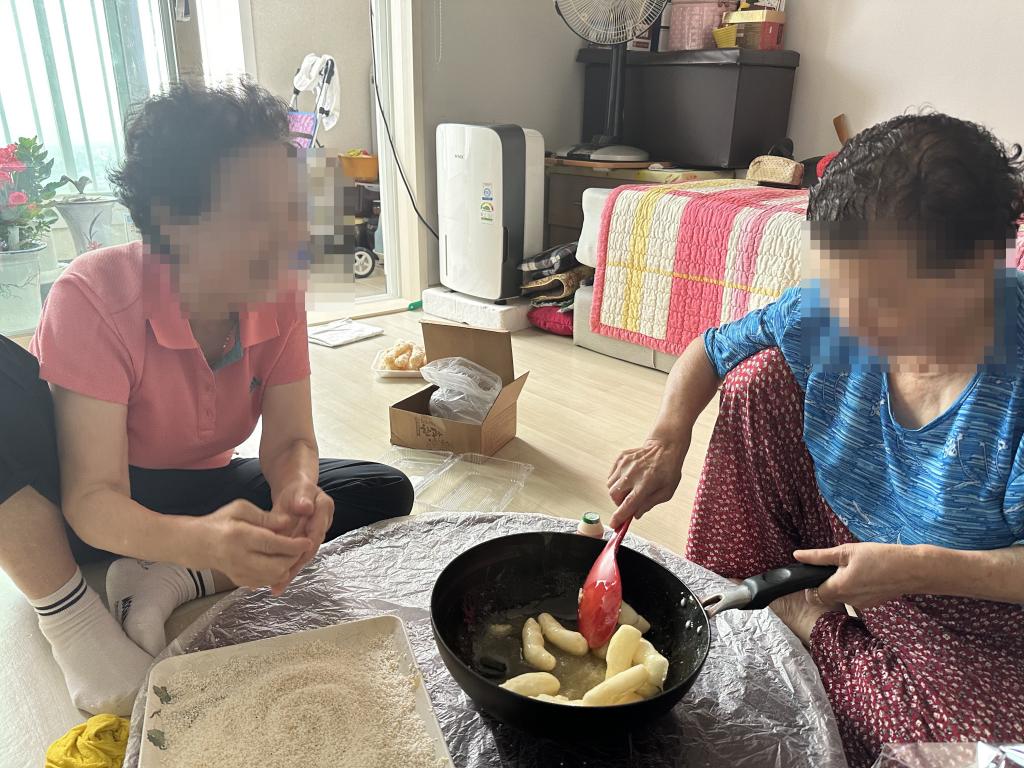 모자이크_추석7모자이크_추석1KakaoTalk_20230919_133231746_01.jpg
