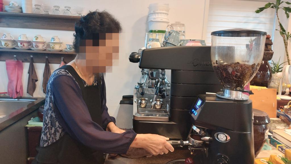 20240821_원두분쇄하기.jpg