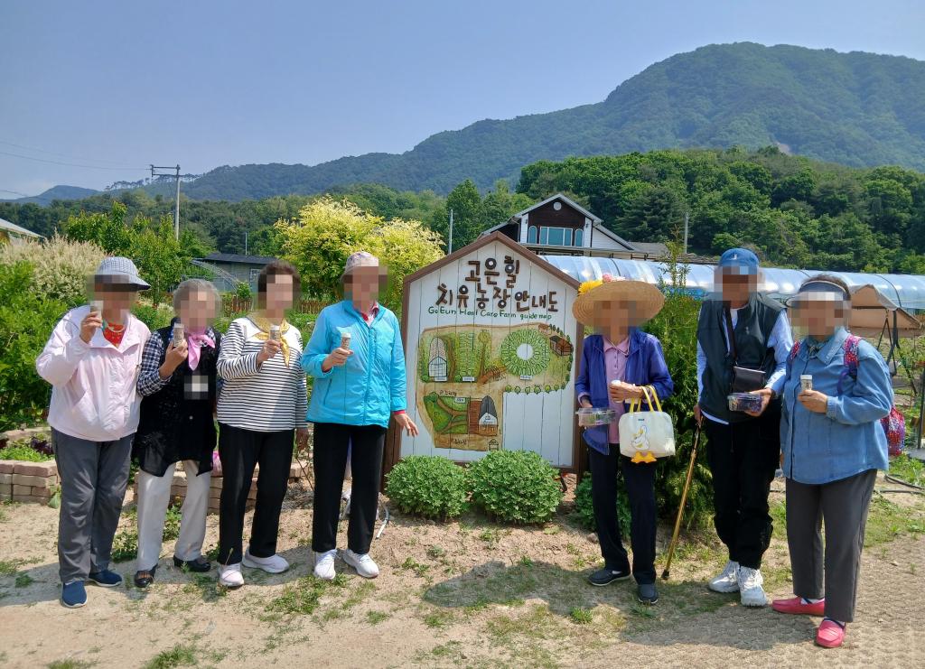 20250527_단체.jpg