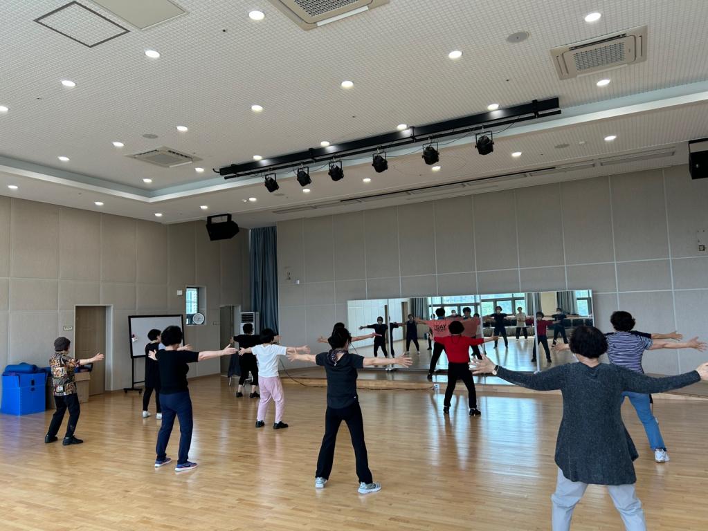 230522 예방체조 11회기 (5).jpg