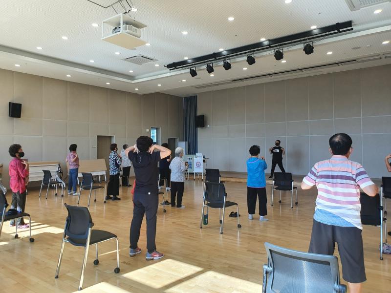 210930 체조2회기 (7).jpg