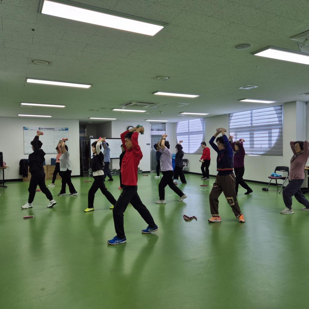 KakaoTalk_20251103_131943221_03.jpg