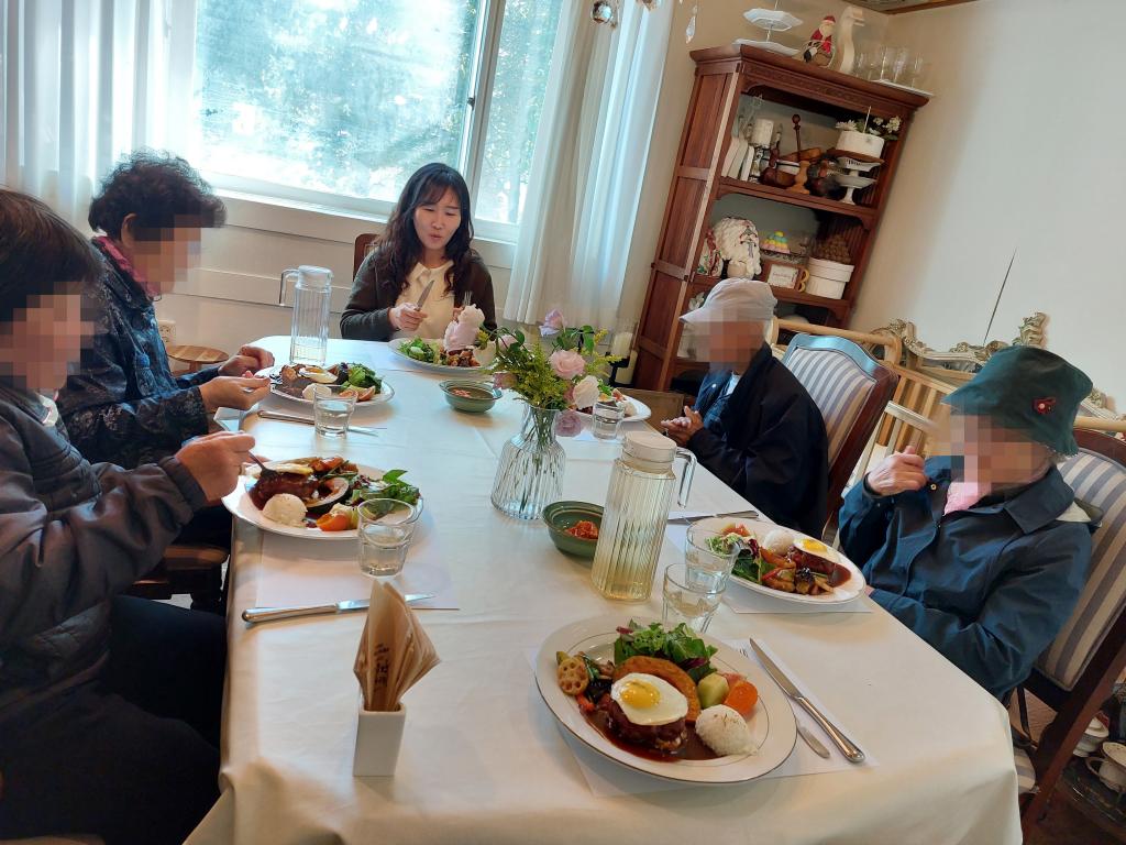 20241024_평가회 후 식사.jpg