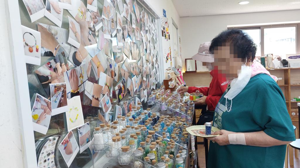 20240904_A집단 천연석 고르기.jpg