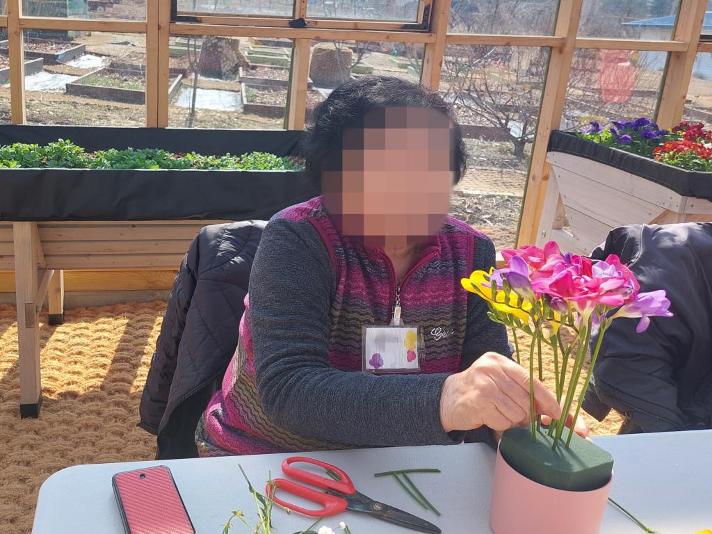3.20특화A그룹A꽃꽂이.jpg
