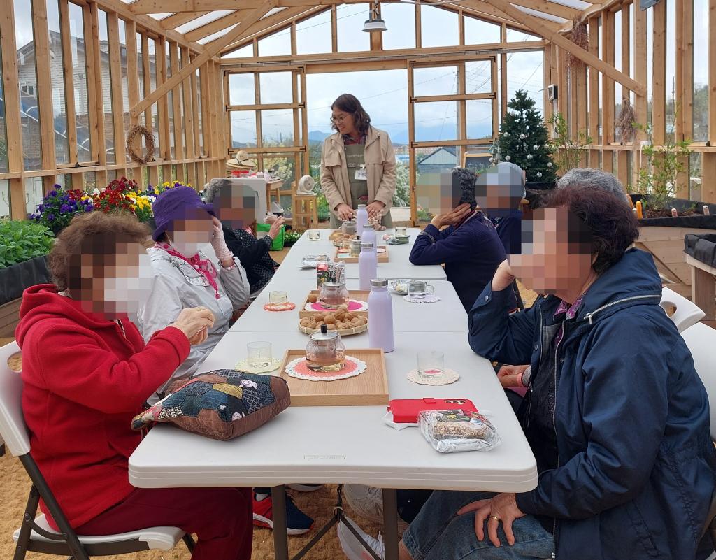 20240416_B집단 활동전 담소.jpg