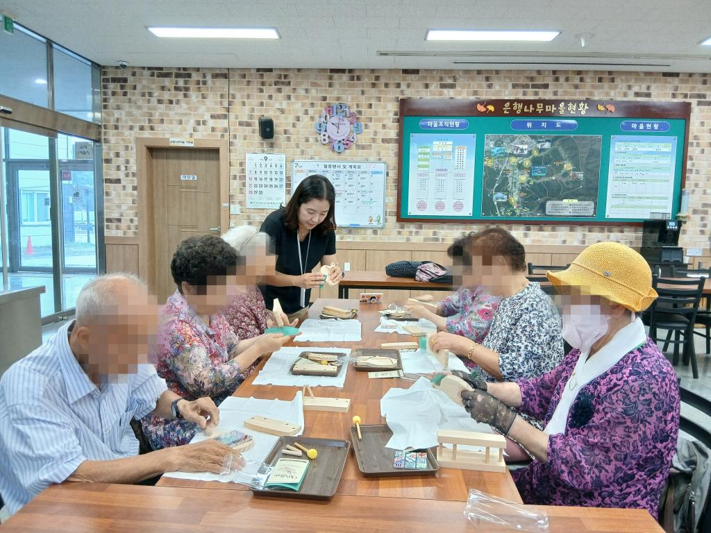 20250904_사포질.jpg