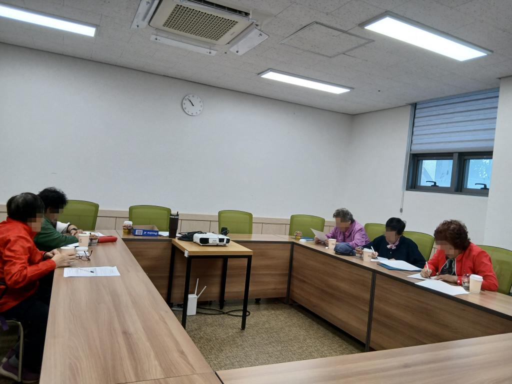 20251001_설문지 작성.jpg