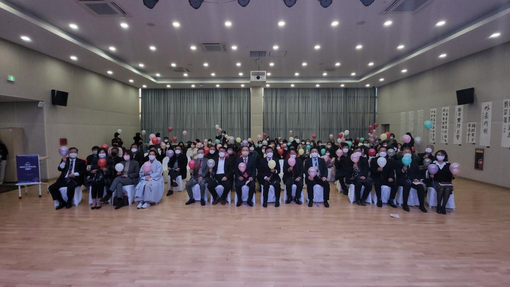 21. 단체사진.jpg